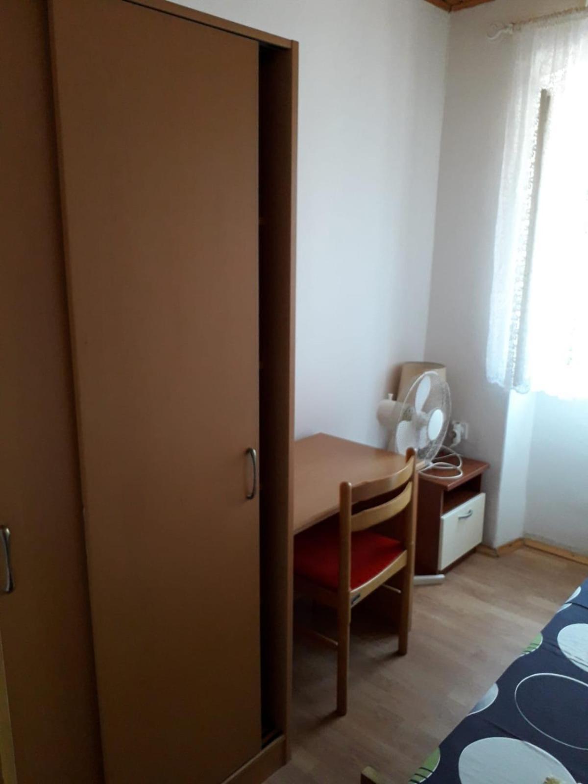 Hostel Flora Mali Losinj Phòng bức ảnh